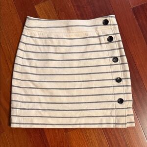 Ann Taylor Cream and Black Striped Pencil Skirt Size 4